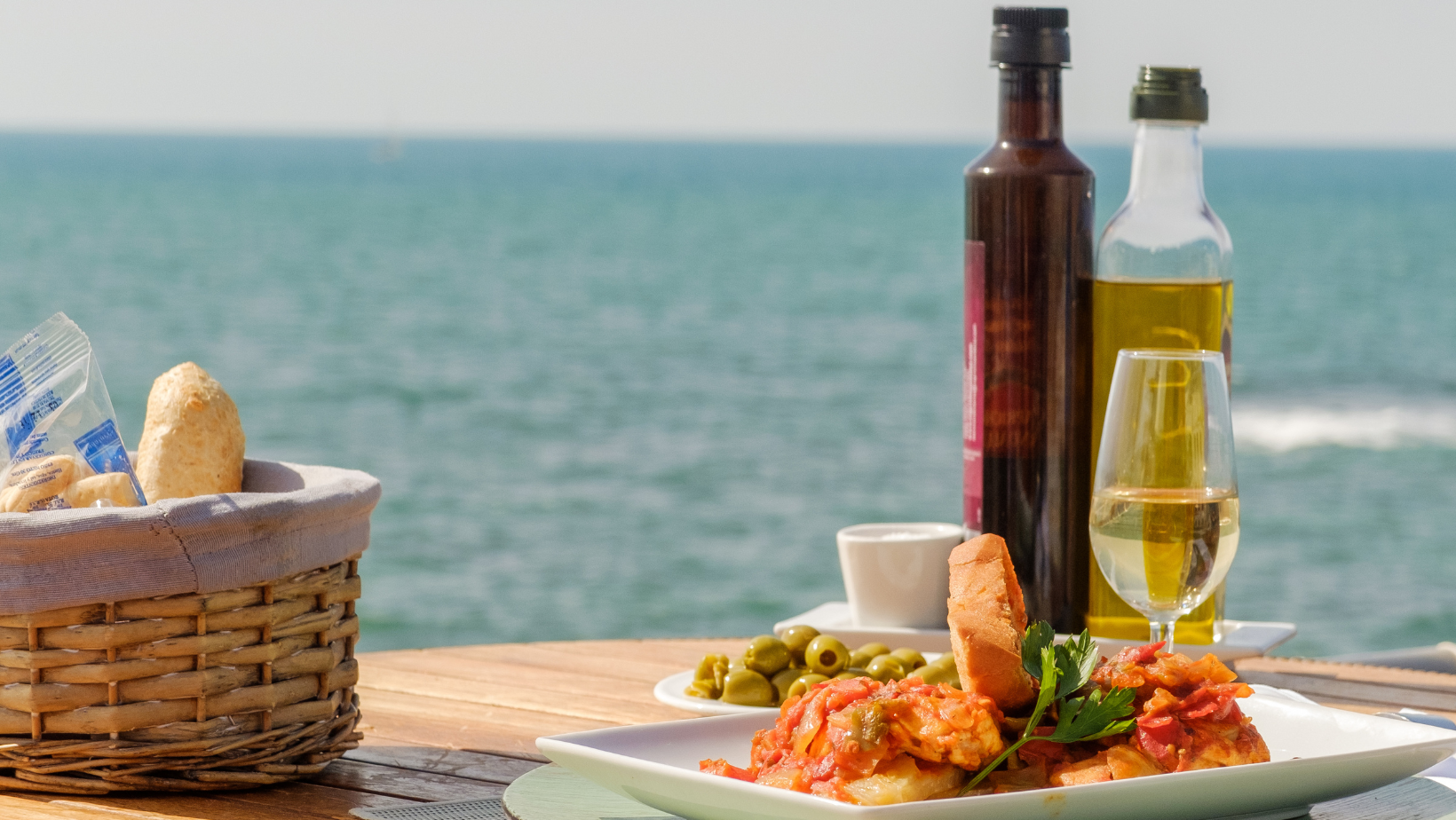 Guide to a Healthy Mediterranean Eating Lifestyle